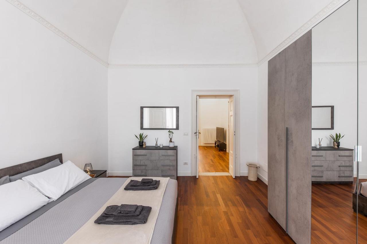 Casa Dei Visionari Apartment Bari Exterior photo